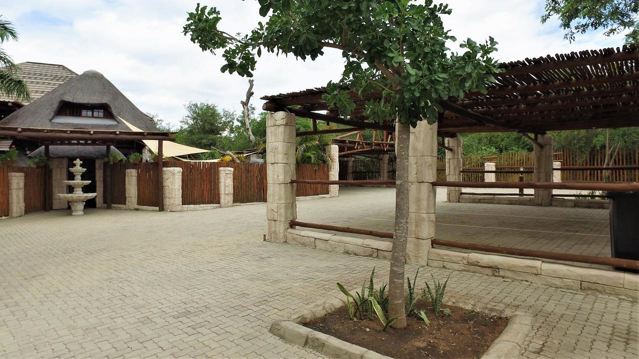 Beyond The Boma Boutique Guesthouse Marloth Park Ngoại thất bức ảnh