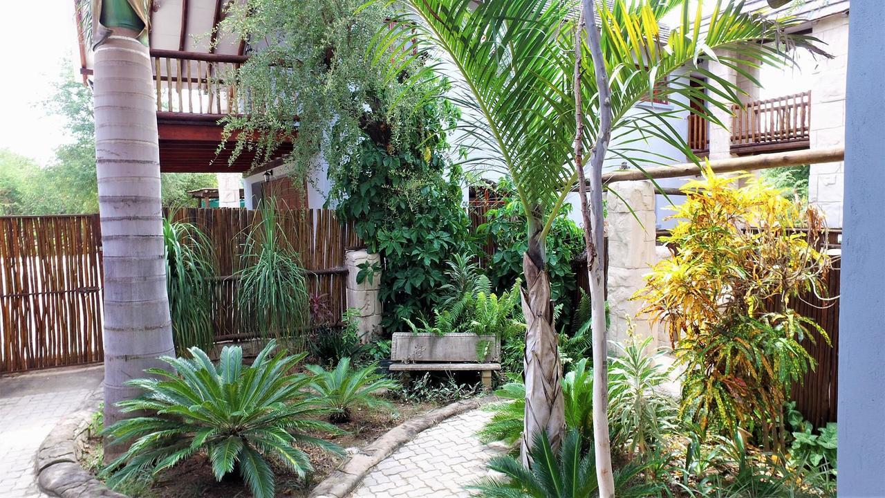 Beyond The Boma Boutique Guesthouse Marloth Park Ngoại thất bức ảnh