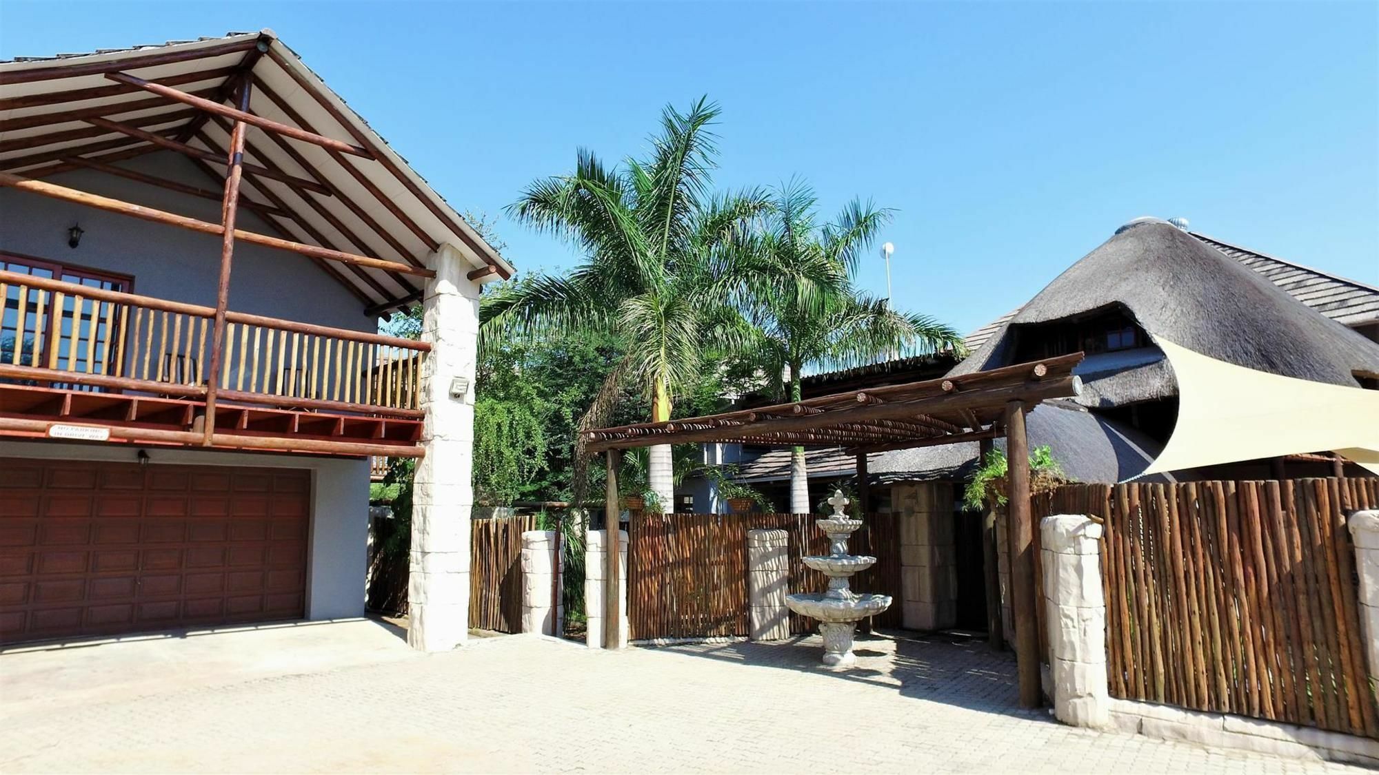 Beyond The Boma Boutique Guesthouse Marloth Park Ngoại thất bức ảnh