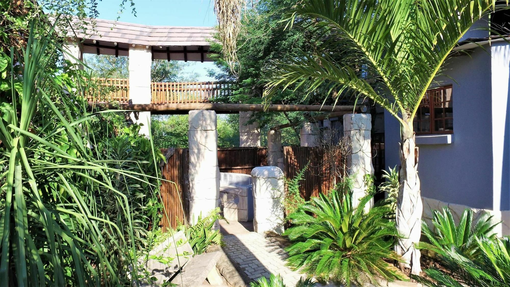 Beyond The Boma Boutique Guesthouse Marloth Park Ngoại thất bức ảnh